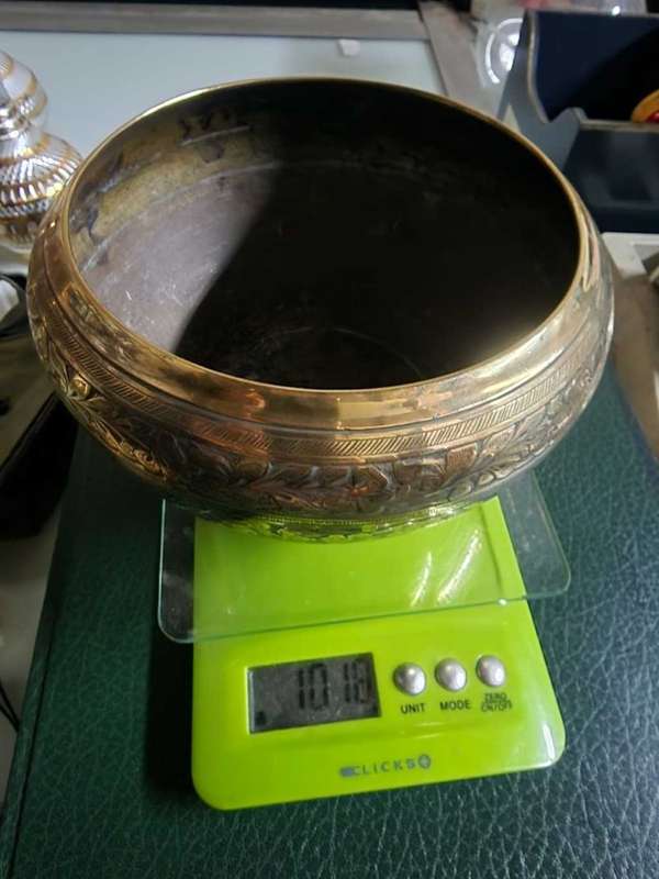 Exquisitely Floral Engraved Vintage Brass Bowl with S.M. Made in India Dot Prick Marks Heavy 1.1kg