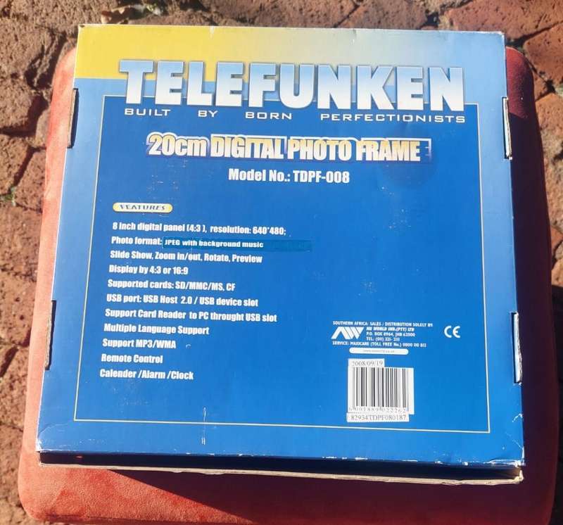 Telefunken 20cm Digital Photo Frame As New in Box With Charger, Remote, Booklet and Bracket