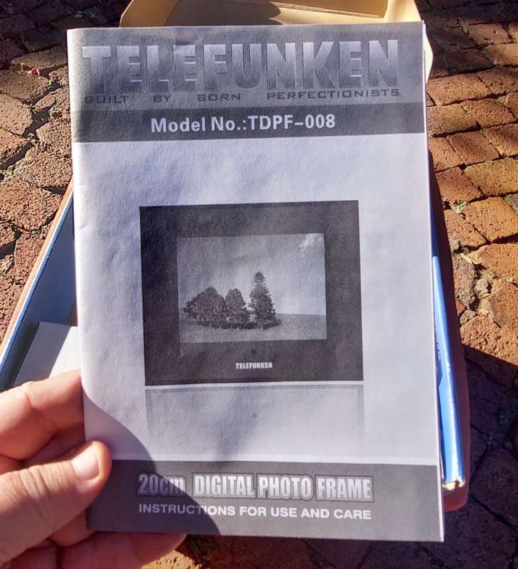Telefunken 20cm Digital Photo Frame As New in Box With Charger, Remote, Booklet and Bracket