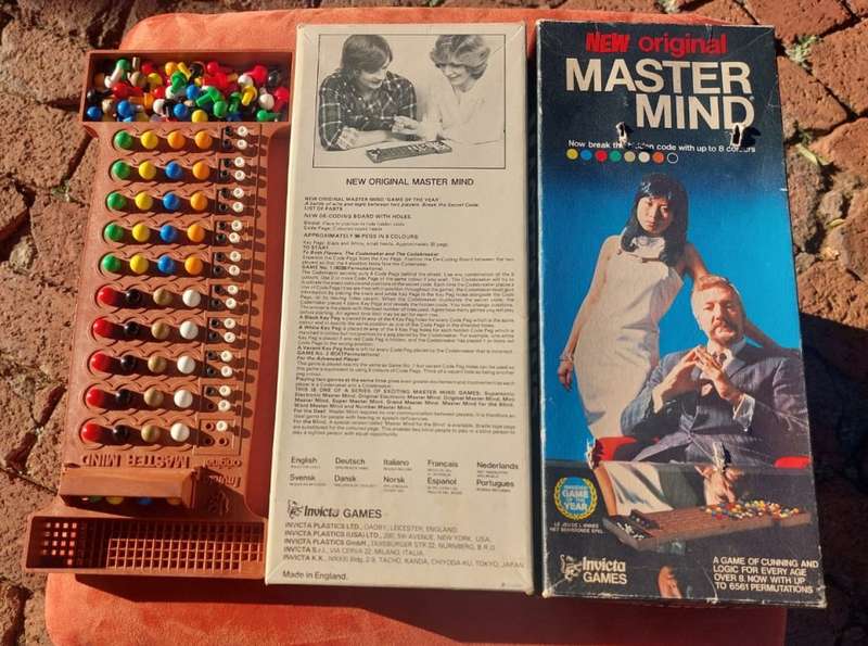 Break the Code Vintage 1972 Master Mind Invicta Strategy Board Game