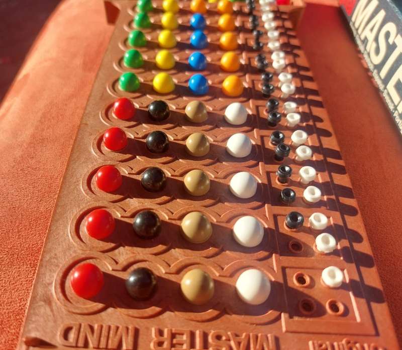 Break the Code Vintage 1972 Master Mind Invicta Strategy Board Game