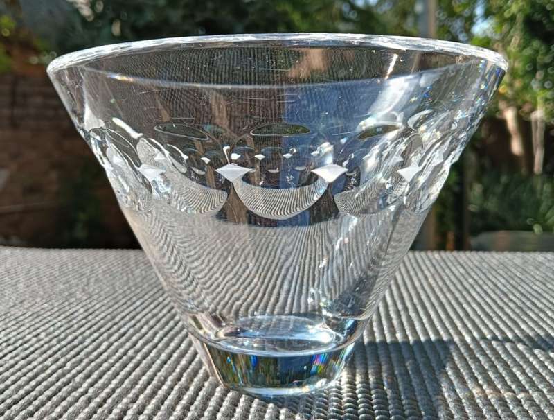 Ringing and Singing Stuart England Chrystal Glass Bowl with Stuart Chrystal Acid Etched Mark