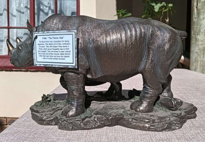 Faru the Fierce One Cold Cast Bronze African Black Rhino Sculpture Very Large 33cm Long by Zawadi