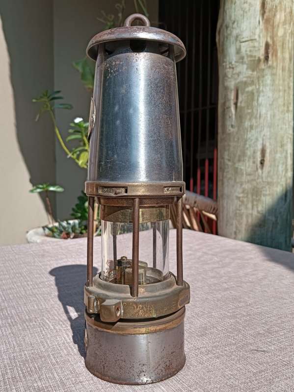 Amazing Antique Victor Kent UK The Wolf Safety Lamp No 7 Brass and Metal Miners Lamp in Very Good