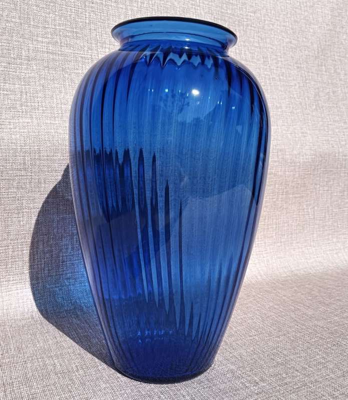Awesome Entryway Centerpiece Anchor Hocking Cobalt Blue Ribbed Flower Vase