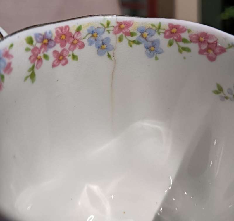 Supplied to Her Majesty Queen Mary Rare Royal Albert 1927-1935 Kentish Rockery Pattern Duo No 1 of 2