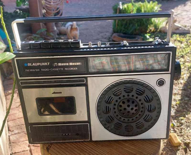 Vintage 1970S Blaupunkt (Crown - Tedelex) CSC 530-FW Portable Radio and Cassette Player Working