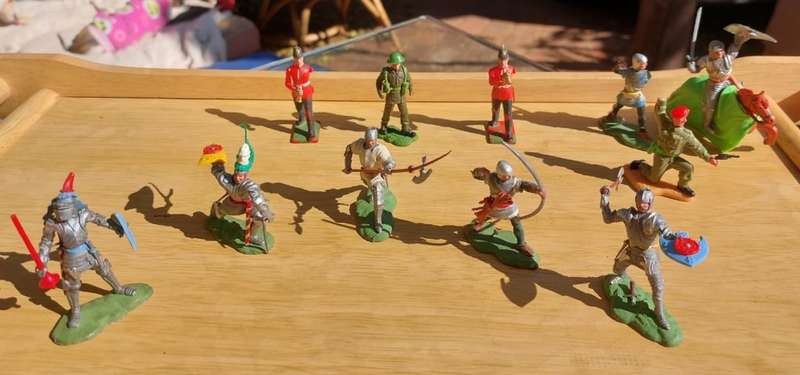 Vintage 1950s Britains Swoppets Knights and Soldiers  Rare and Very Collectable