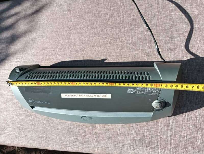 GBC Heatseal H310 Pouch Laminator  Turns On