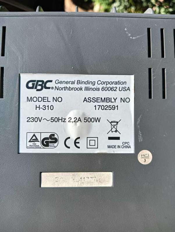GBC Heatseal H310 Pouch Laminator  Turns On