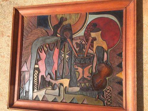 lucky sibiya wood carving