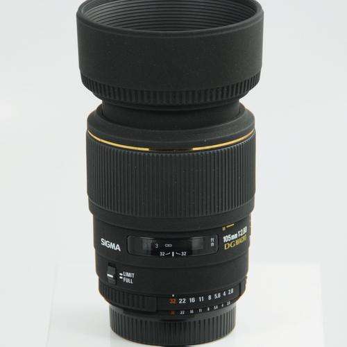 Sigma Lens 105mm F2.8 for Nikon Camera