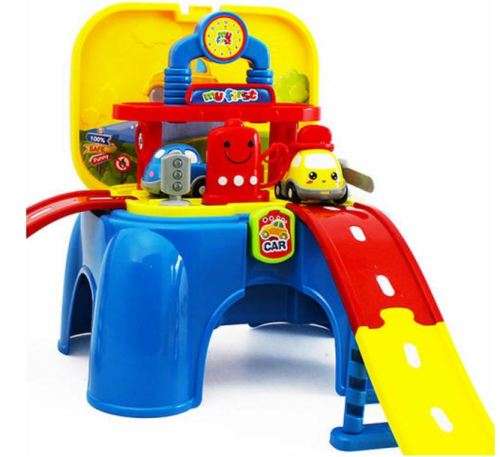 REAL ACTION PLAY SET - GAS STATION