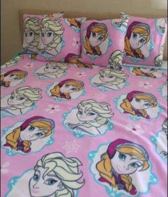 FLEECE BLANKET SET- FROZEN