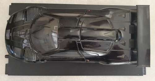 McLaren F1 GTR Road Car Long Tail UT Models 118 Scale