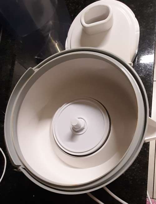 Nutricentre Fruit and Vegetable Blender Juicer