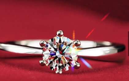 Beautiful Elegant Engagement Ring