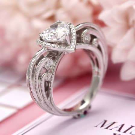 Beautiful Silver Plated White Crystal Ring