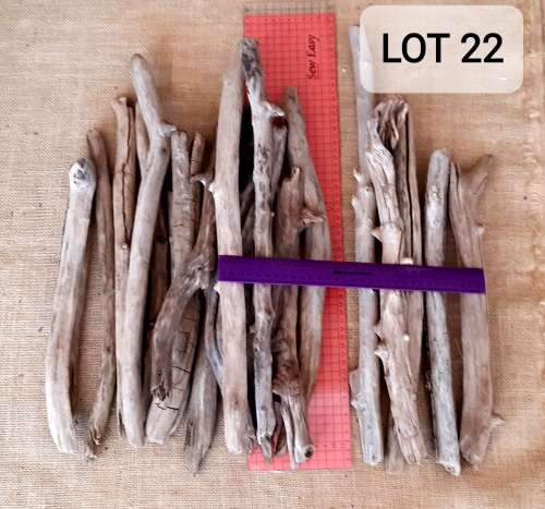 Décor Driftwood Logs and Pieces LOT 22
