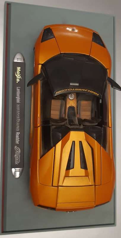 Maisto Lamborghini Murcielago  Roadster Playerz Convertible 1/18 Scale Diecast Model Car