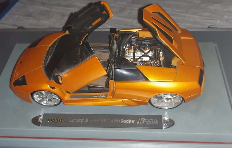 Maisto Lamborghini Murcielago  Roadster Playerz Convertible 1/18 Scale Diecast Model Car