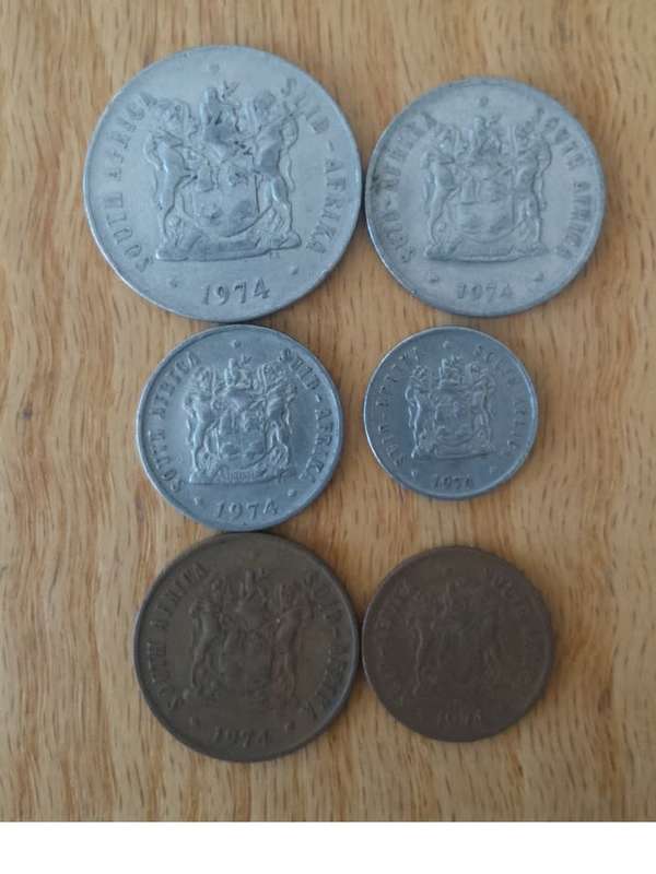 (1974 Coat of Arms, bronze and nickel coins. 50c, 20c, 10c, 5c, 2c, 1c.) R30