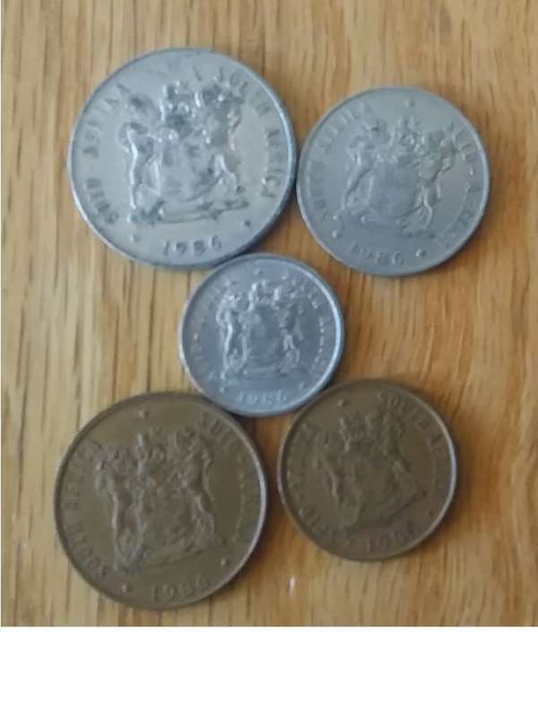 (1986 Coat of Arms, bronze and nickel coins. 1c.2c.5c.10c.20c) R25