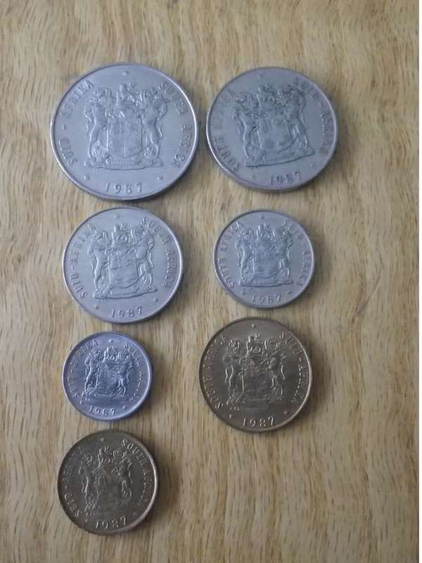 (1987 Coat of Arms, bronze and nickel coins. 1c.2c.5c.10c.20c.50c.R1) R35