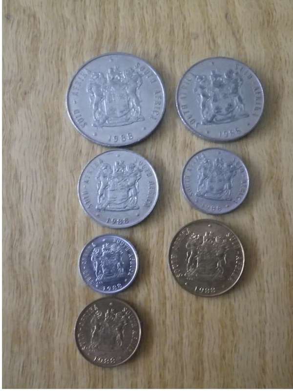 (1988 Coat of Arms, bronze and nickel coins. 1c.2c.5c.10c.20c.50c.R1) R35
