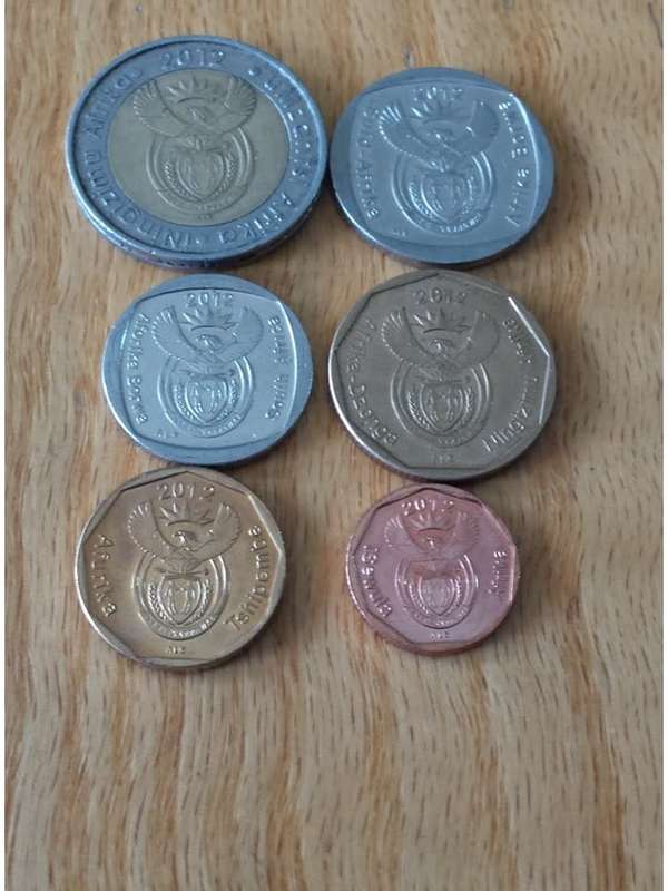 (2012 Coat of Arms.10c.20c.50c.R1.R2.R5) R30
