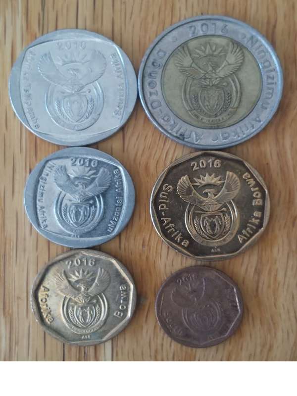 (2016 Coat of Arms.10C.20C.50C.R1.R2.R5 ) R30