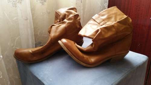 Leather import boots  for sale