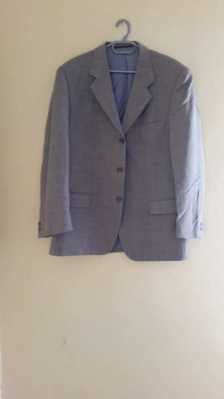 Import size 50 Blazer