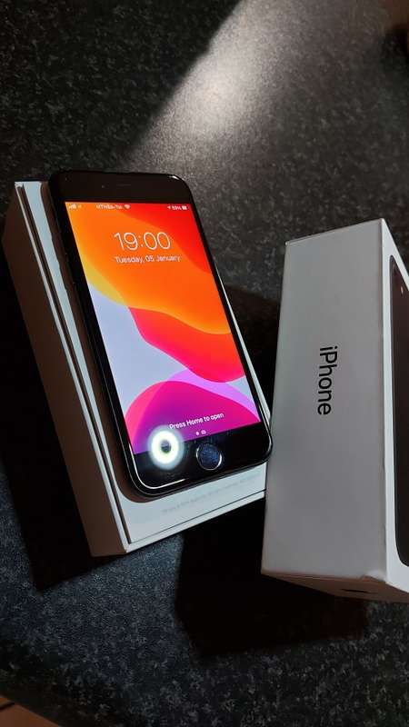 Iphone 7  32gb Excellent condition
