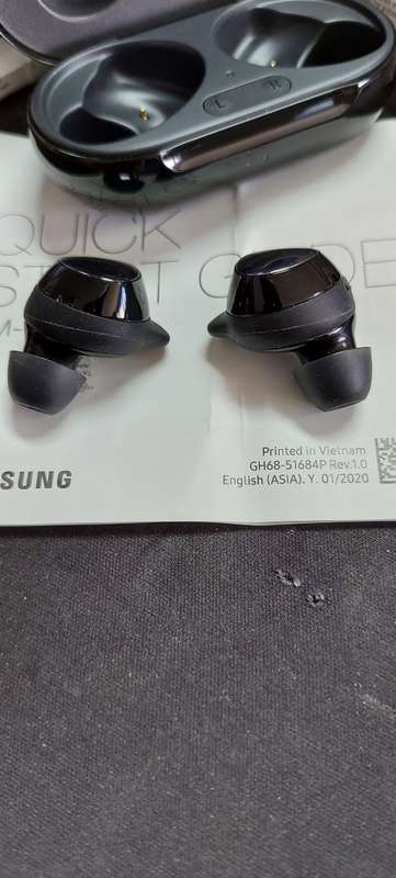 Samsung Galaxy Buds + (never used in original opened box and papers)
