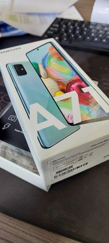 Samsung A71. 128gb As good as new