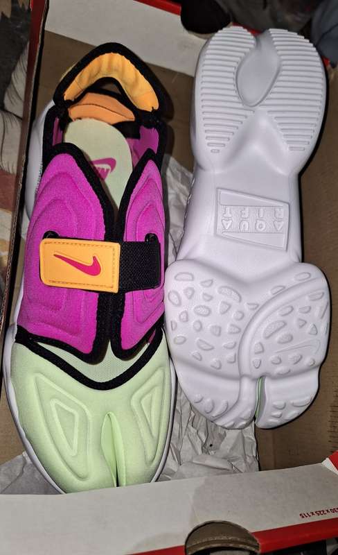 Nike Women`s Aqua Rift