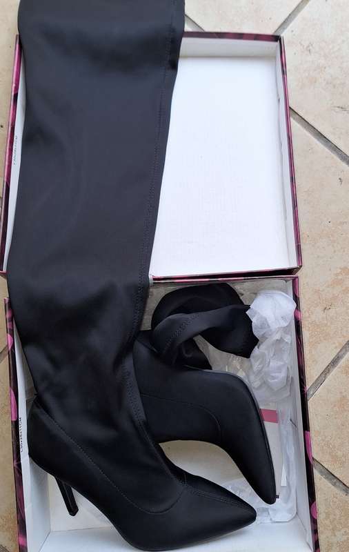 Plum Viera Stiletto boot uk 5