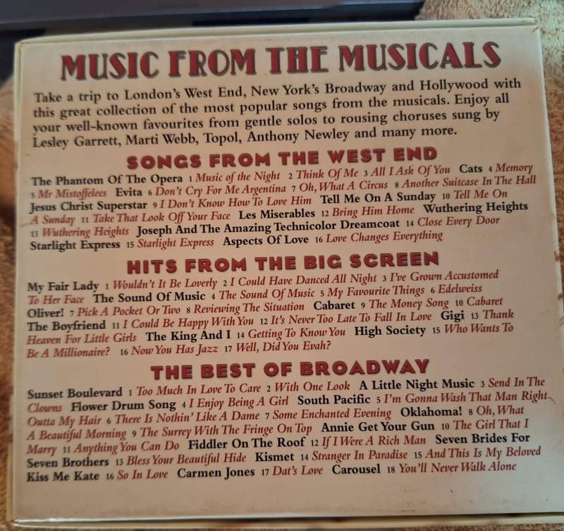 MUSIC FROM THE MUSICALS ( THE NATIONAL TRUST)