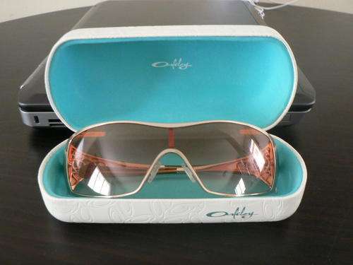 OAKLEY SUNGLASSES