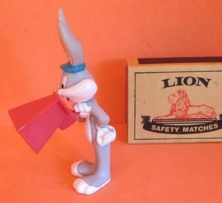 BUGS BUNNY WITH MEGAPHONE FIGURINE