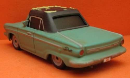 DISNEY / PIXAR - MOVIE CARS - RUSTY RUST-EZE
