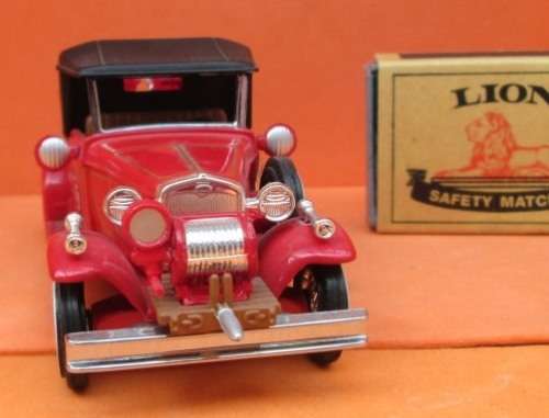 MATCHBOX - MODELS OF YESTERYEAR - FIRE ENGINE SERIES - 1930 FORD MODEL A BATTALION CHIEFS VEHICLE