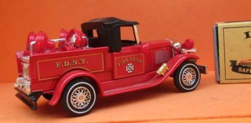 MATCHBOX - MODELS OF YESTERYEAR - FIRE ENGINE SERIES - 1930 FORD MODEL A BATTALION CHIEFS VEHICLE