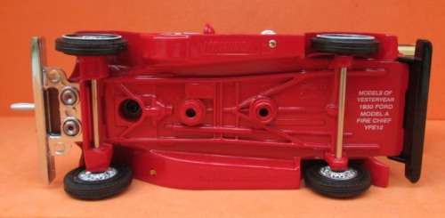 MATCHBOX - MODELS OF YESTERYEAR - FIRE ENGINE SERIES - 1930 FORD MODEL A BATTALION CHIEFS VEHICLE