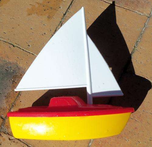 BOAT / YACHT