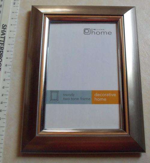 PHOTO FRAME