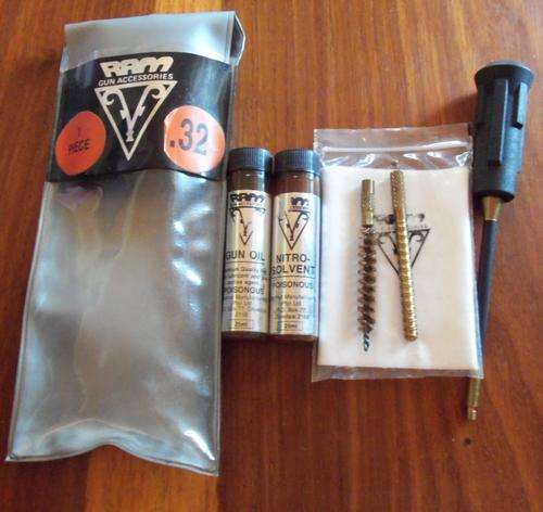RAM GUN ACCESSORIES - .32 CALIBRE GUN CLEANING KIT
