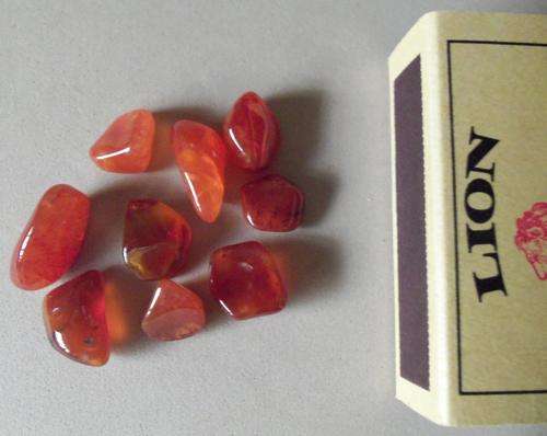 SEMI-PRECIOUS STONES - CARNELIAN