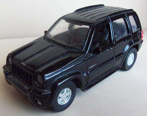 MAISTO JEEP LIBERTY